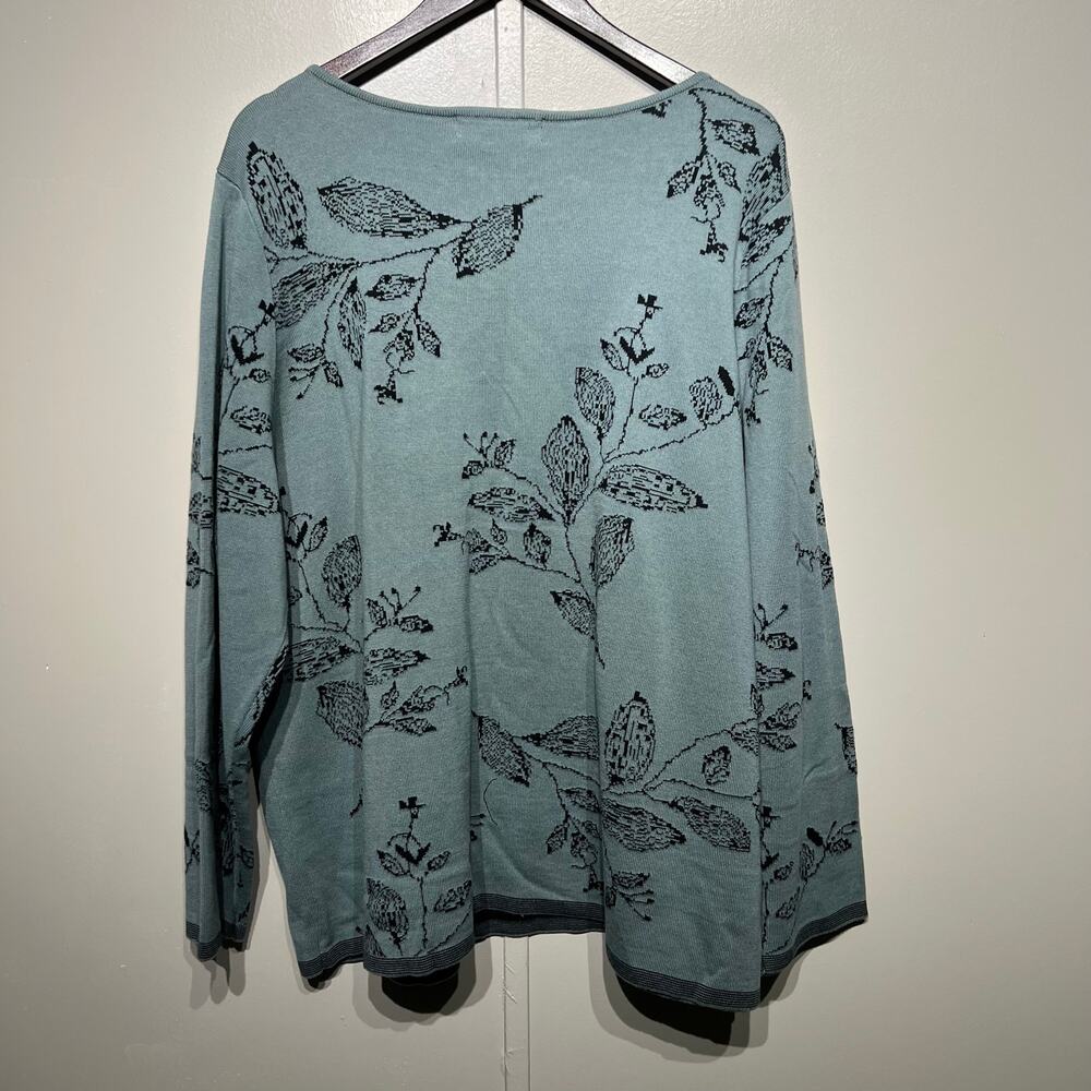 Soft Avenue Embroidered Long Sleeve Pullover Sweater | Women's Plus Size 22/24 - Picture 3 of 8